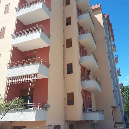 Zoga Διαμέρισμα Golem (Tirana)